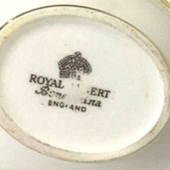 Vintage‎ Royal Albert England Bone China PRIMULETTE Pattern Sugar & Cream Set - Picture 6 of 7